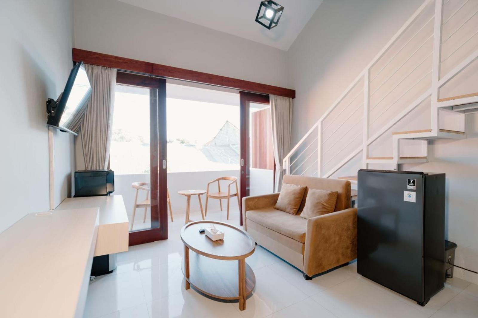 Pondok Puspa Sumekar Seminyak  Exterior photo